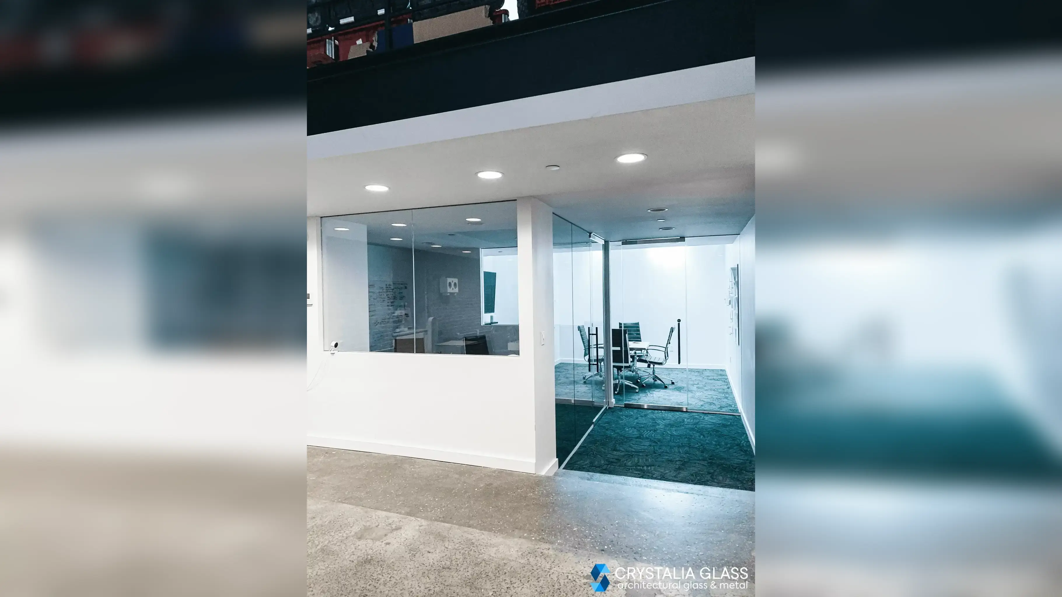 Frameless Partition – Swing Doors