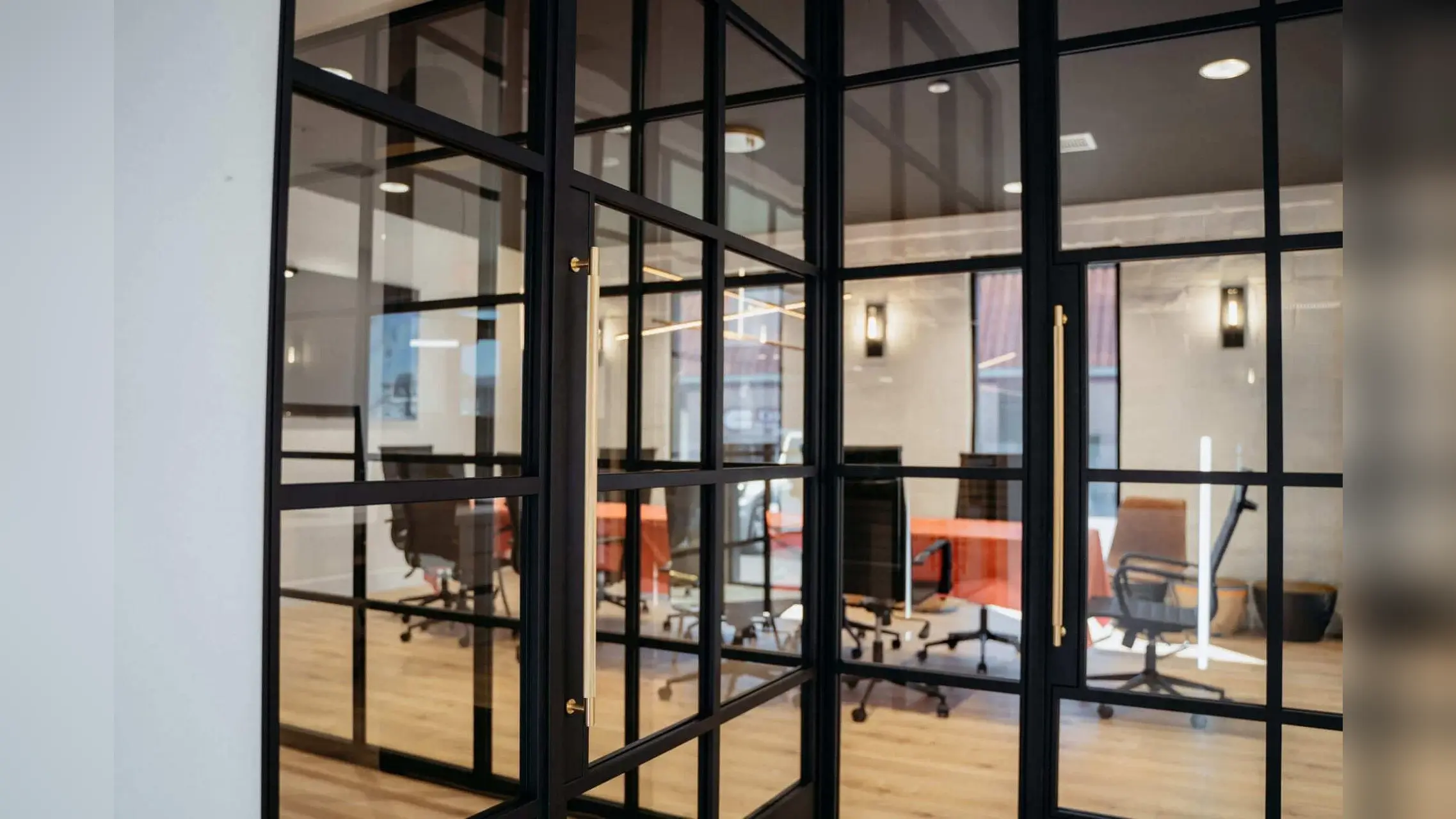 Steel partitions – Swing Doors