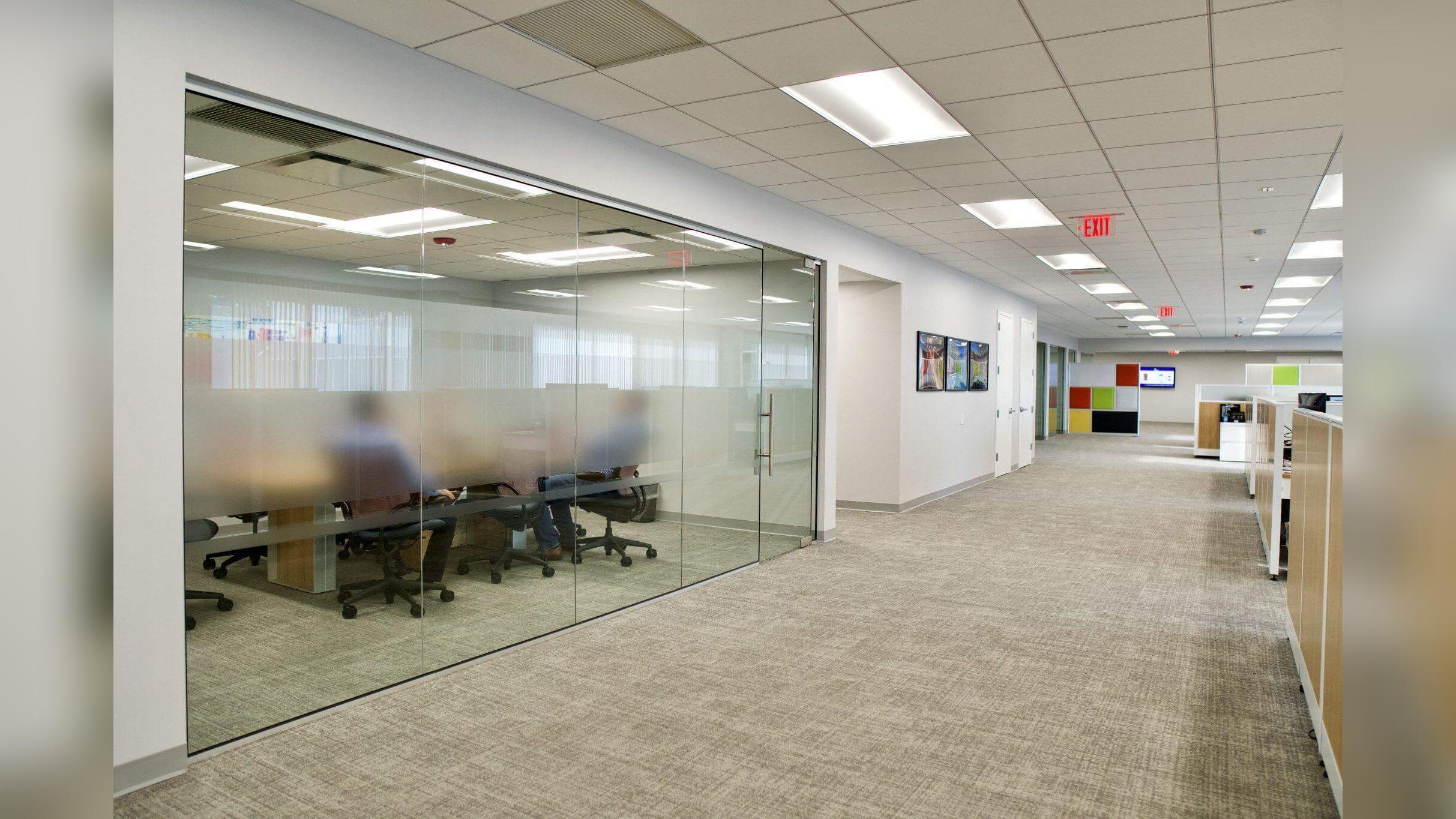 Frameless Partitions – Swing Doors