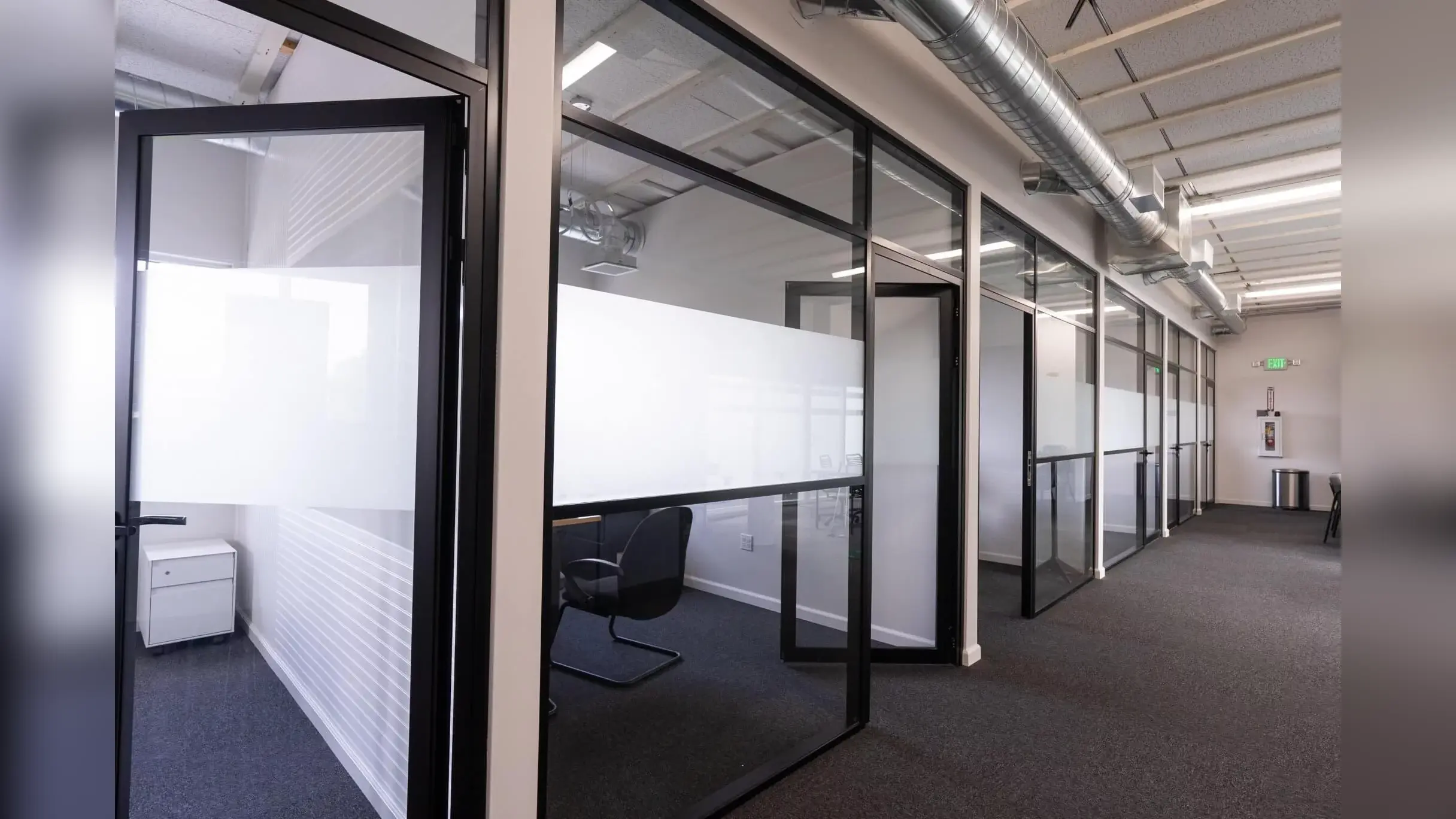 Kompas – Aluminum Partition