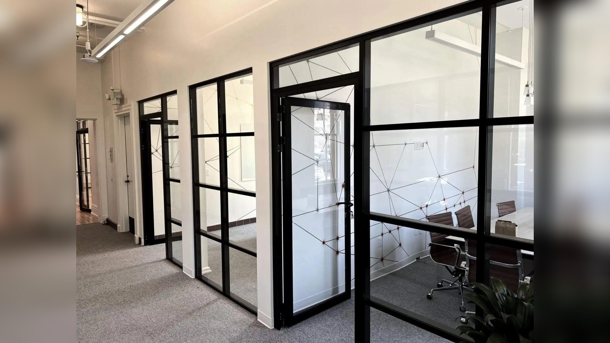 Kompas – Aluminum Partition