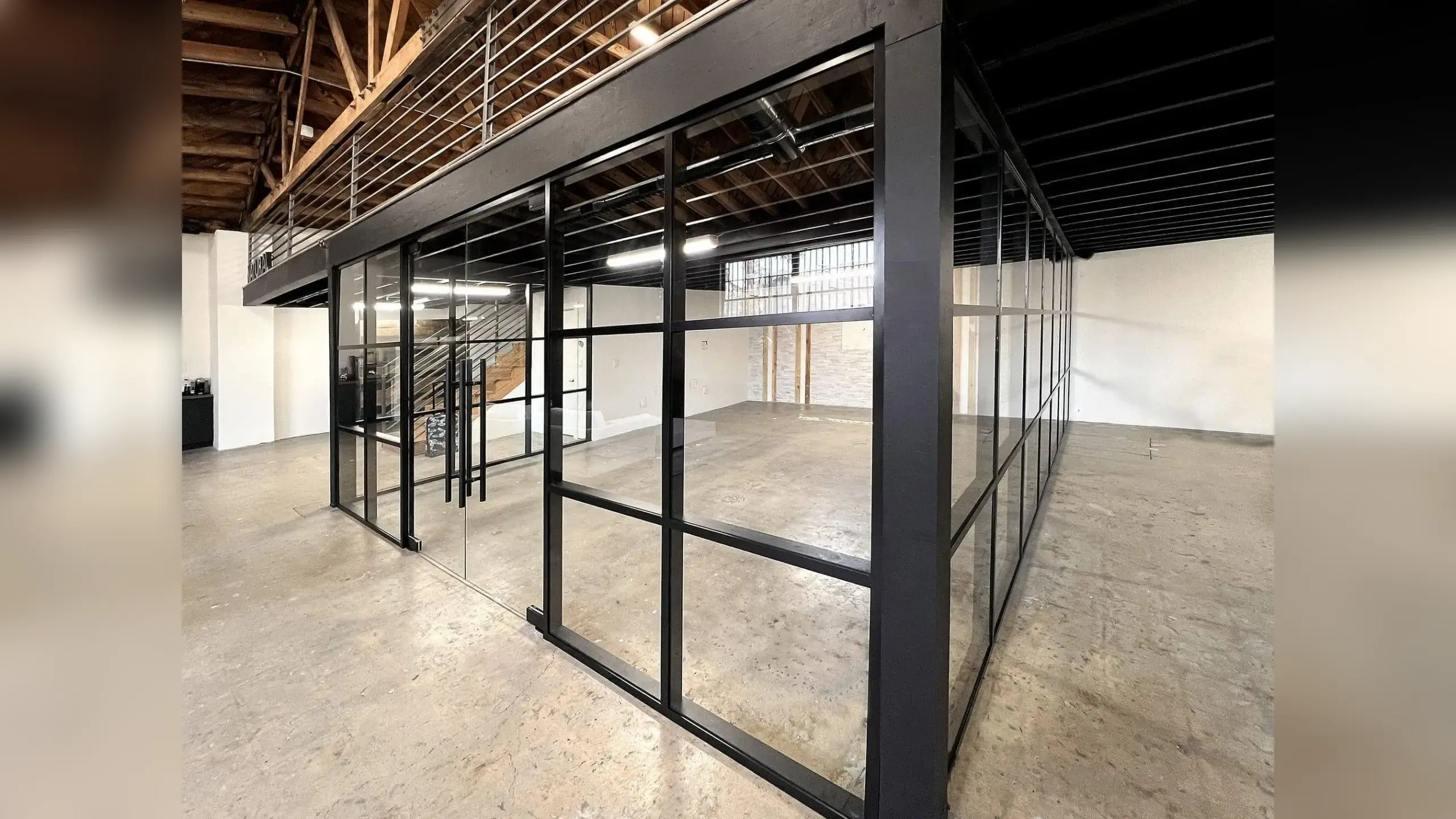 Kompas – Aluminum Partition