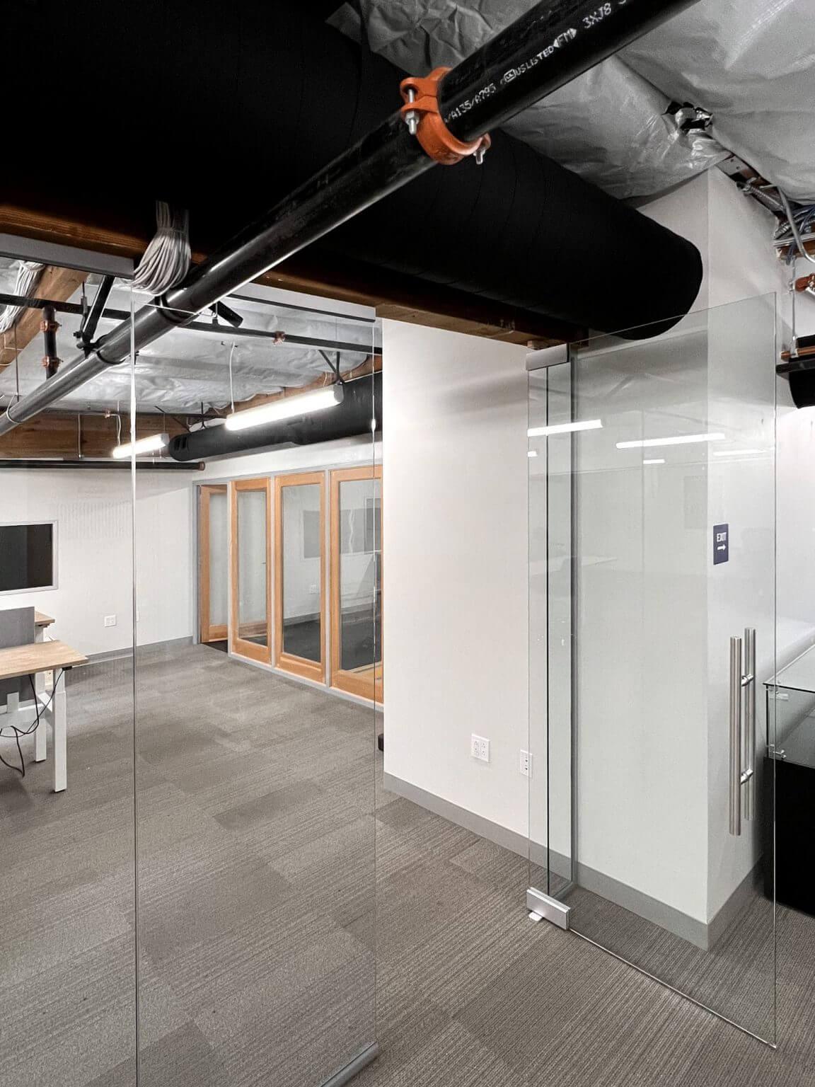 Frameless Partitions – Swing Doors