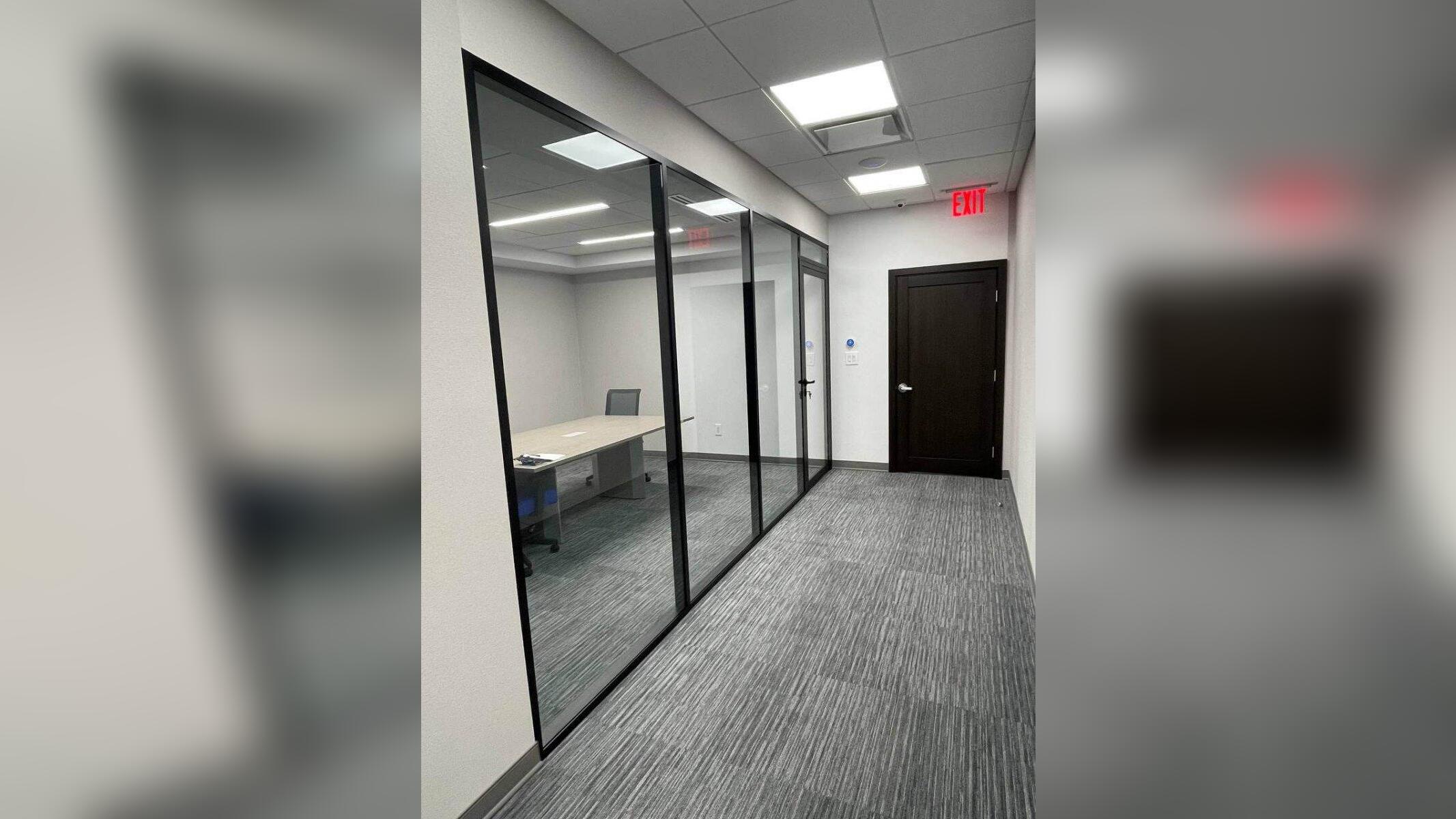 Kompas – Aluminum Partitions