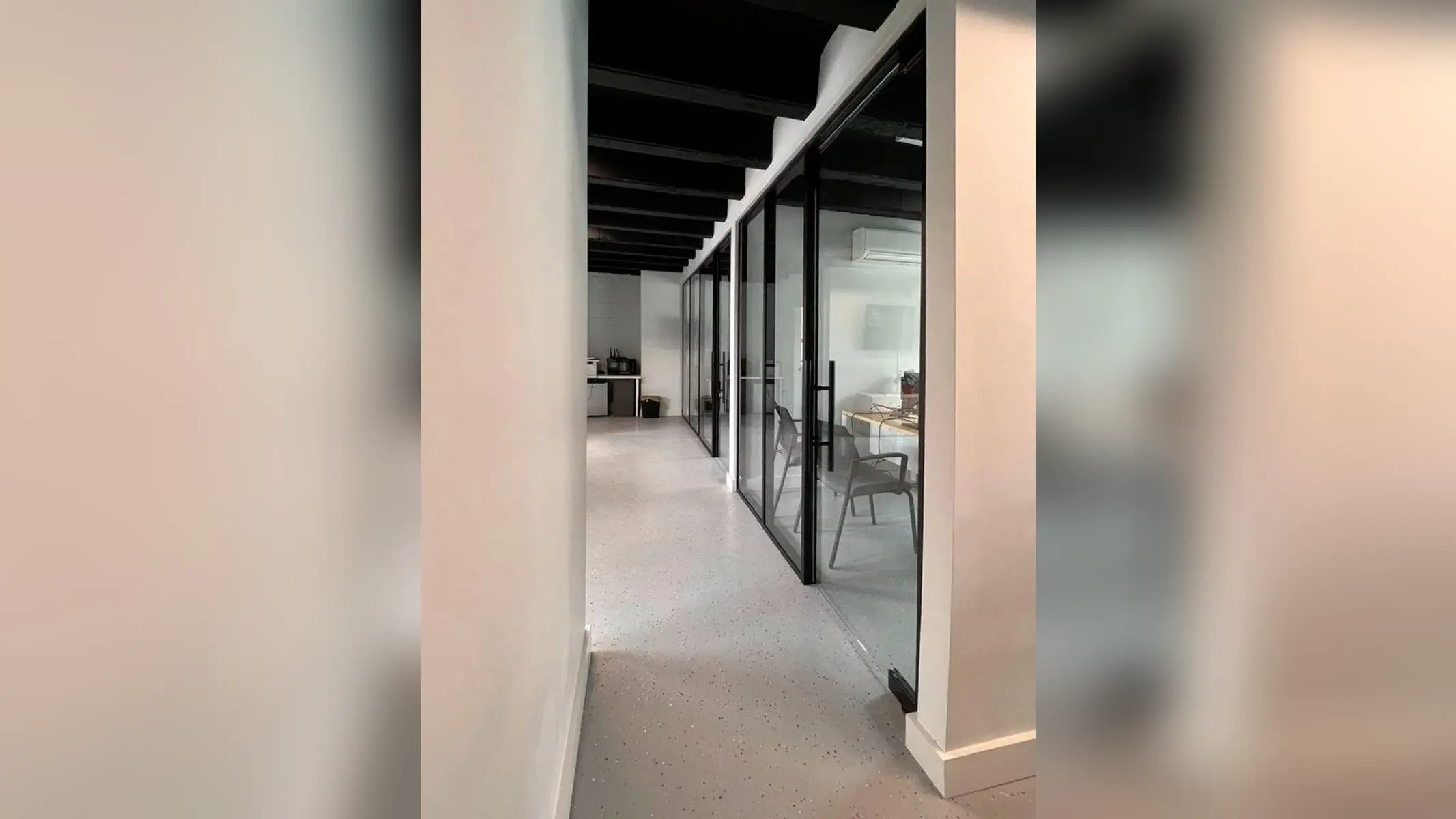Kompas – Aluminum Partition