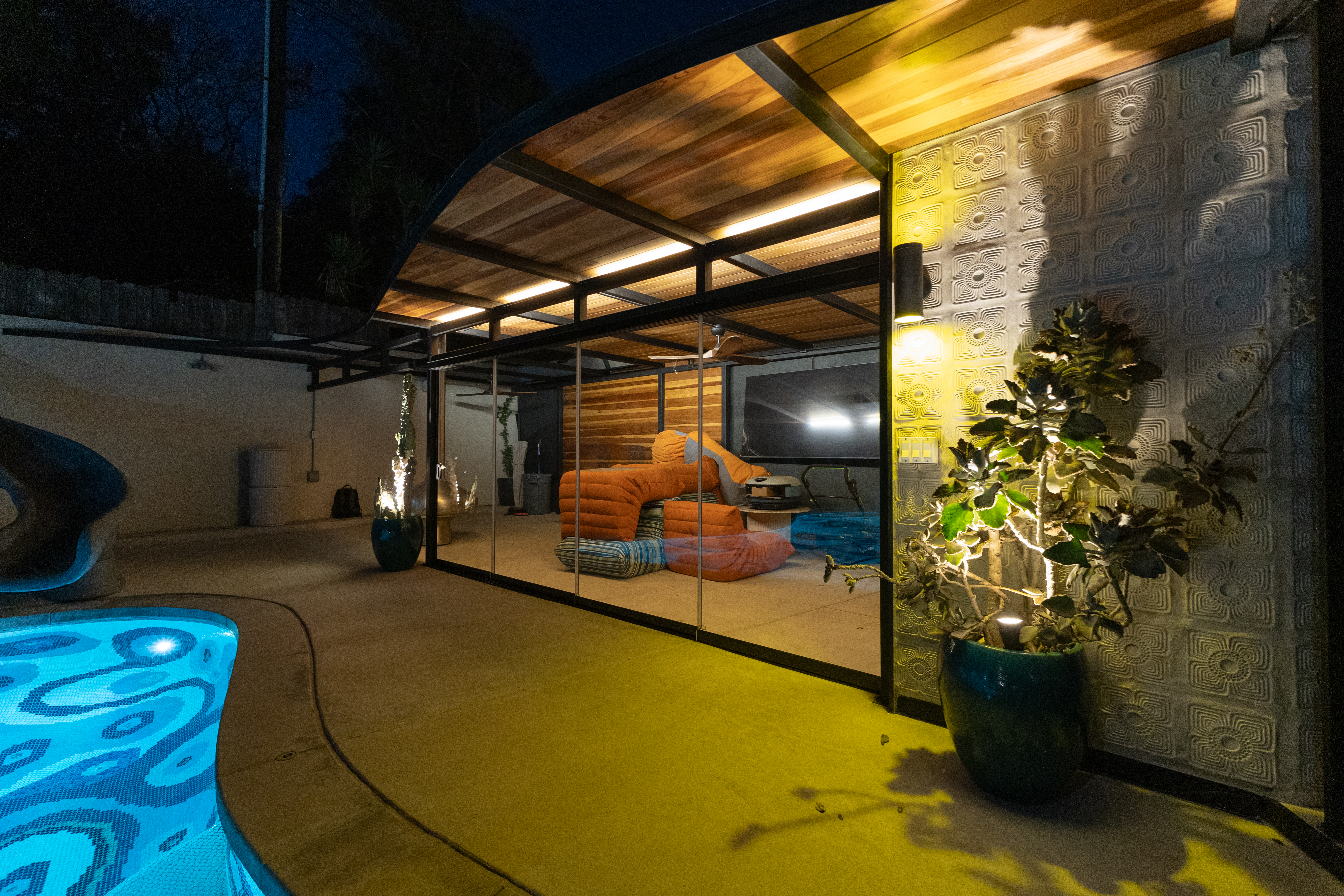 Sliding Walls