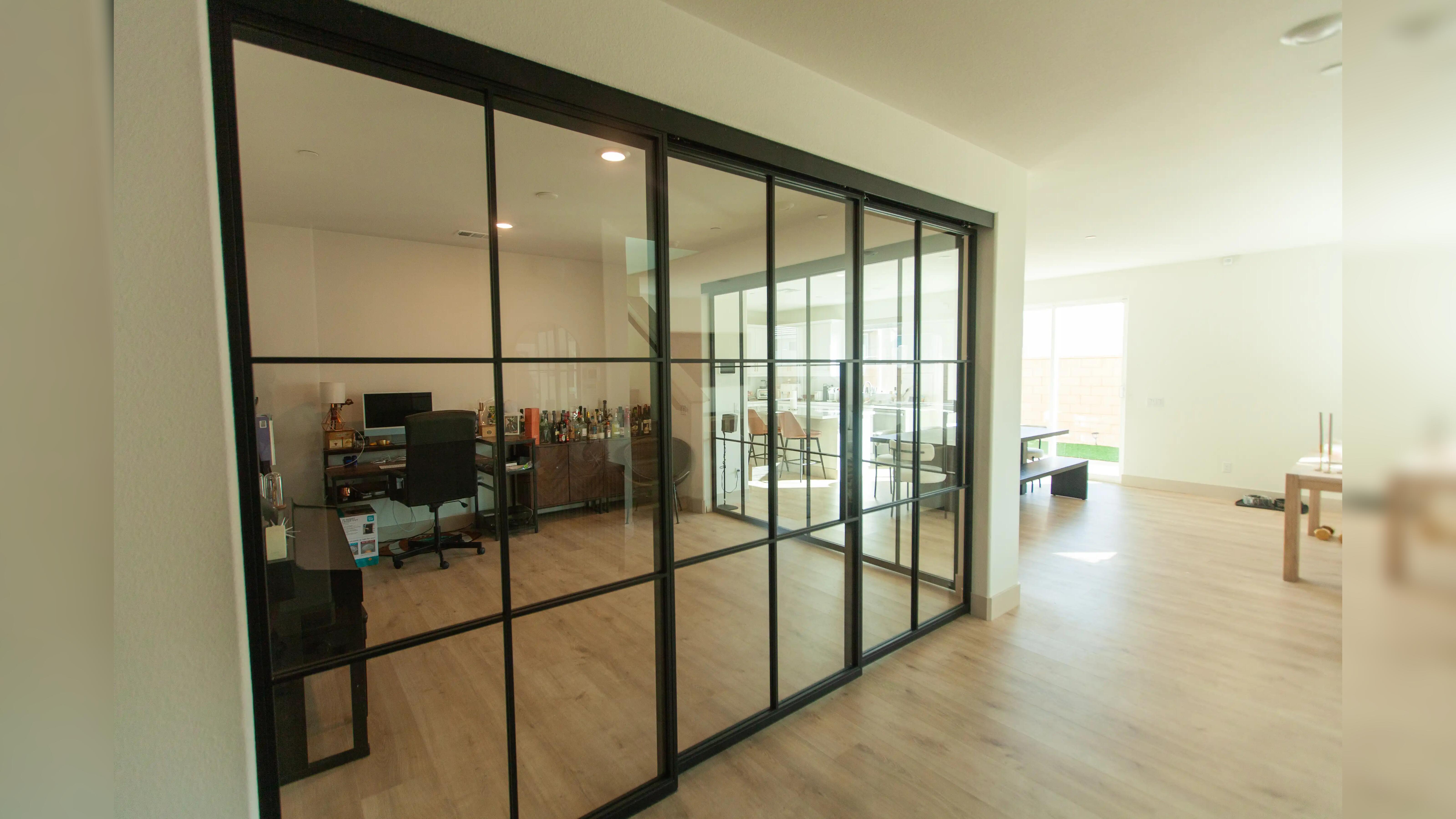 Steel partitions - Sliding