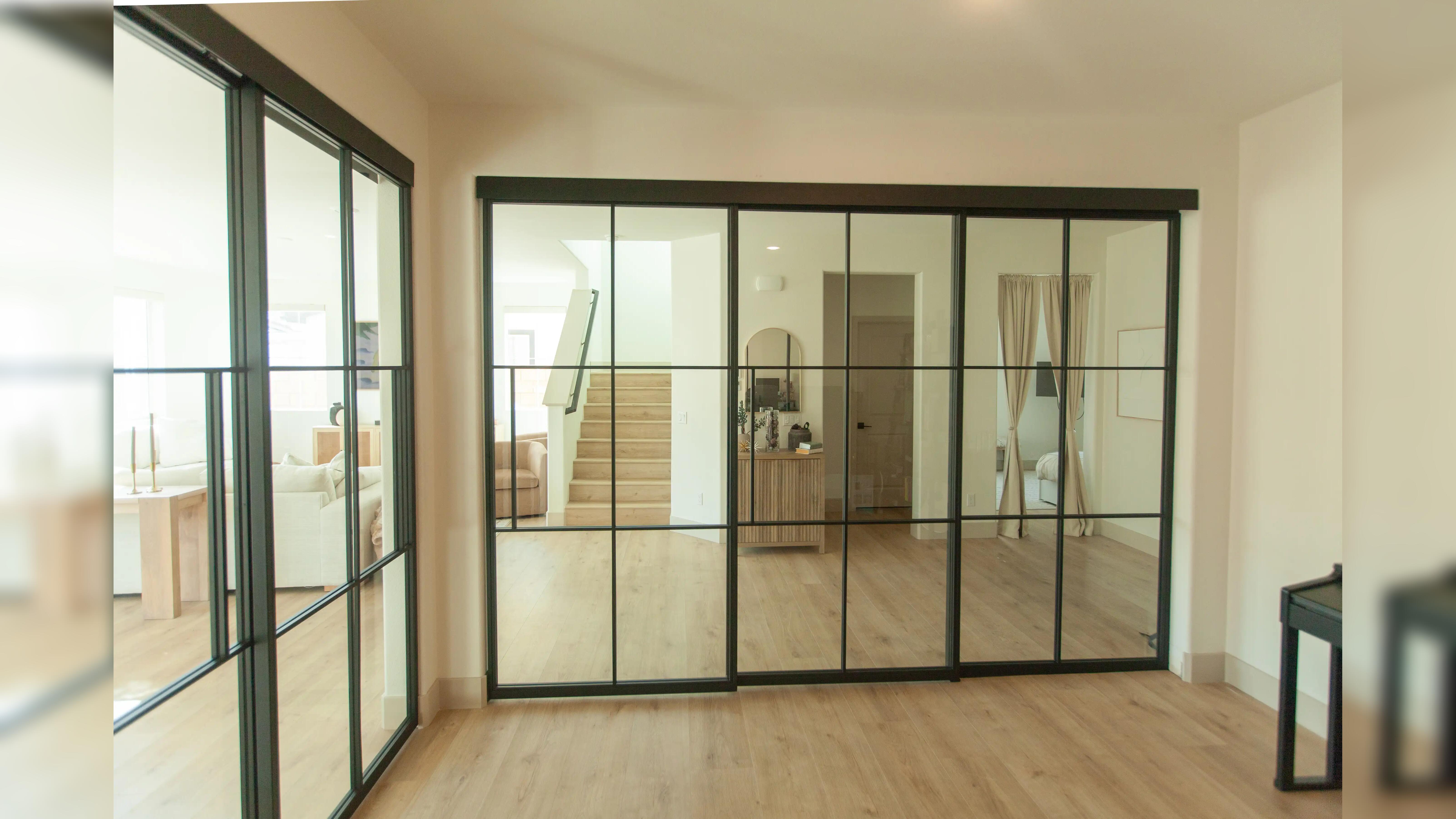 Steel partitions - Sliding