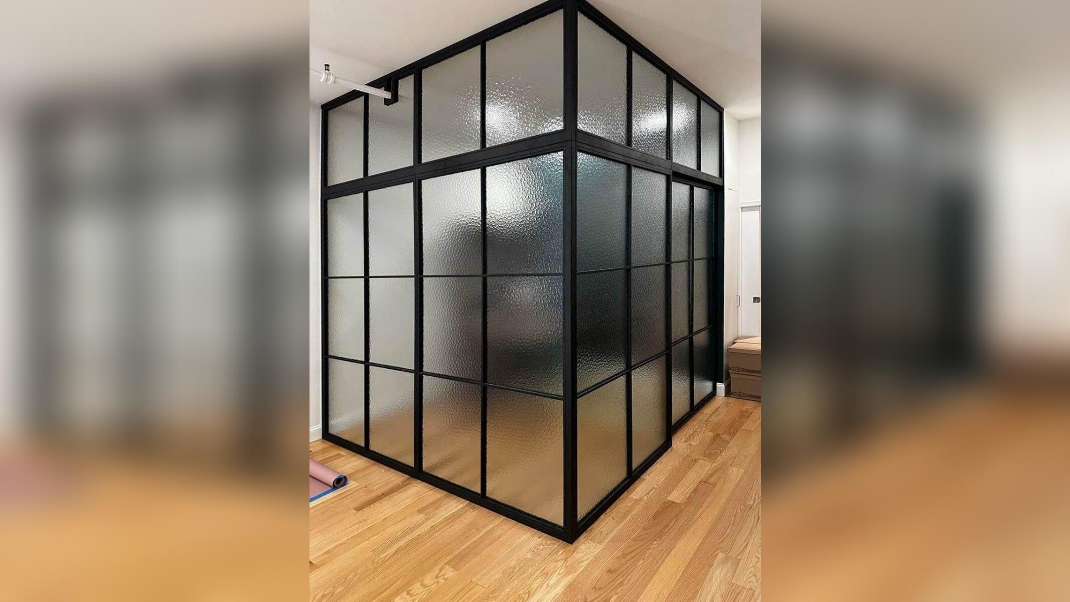 Steel Partitions – Sliding Doors